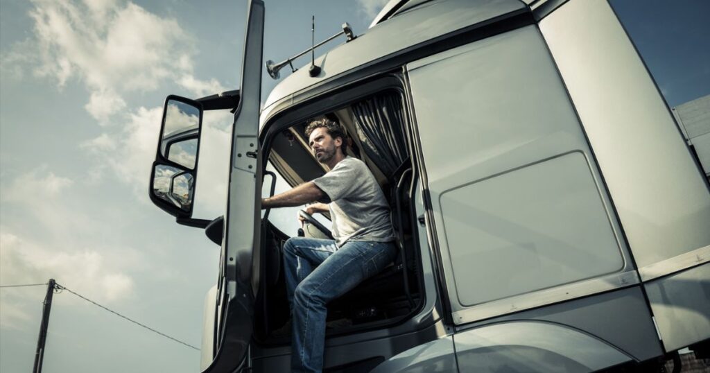 Truck Drivers Must Abide By Federal Regulations