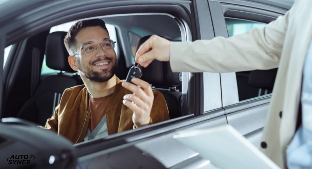 How Much Do Car Salesmen Make a Year Survey